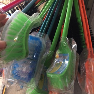 Bàn chải cọ nhà vệ sinh