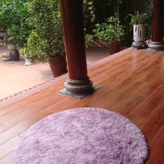 Thảm lông trải sàn dạng hình tròn