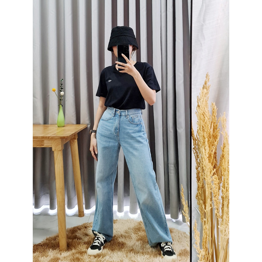Q9530 - Áo thun Hollister cổ tim tay ngắn