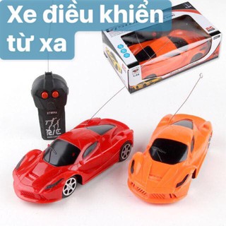 Xe ô tô điều khiển từ xa (1:24)