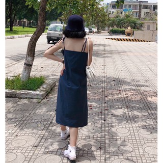 Váy 2 dây xẻ
