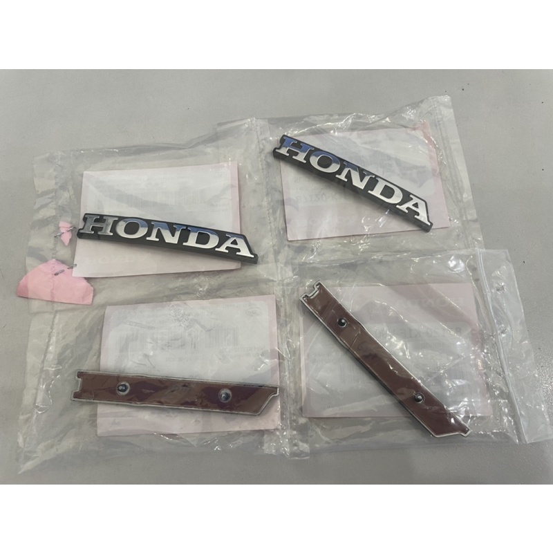 Tem Honda trắng nổi chính hãng abl 2020-2021-2022-2023  Honda.