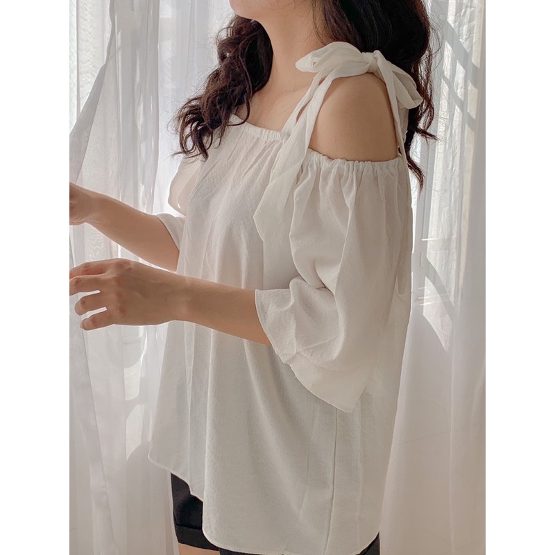 Áo trễ vai buộc nơ