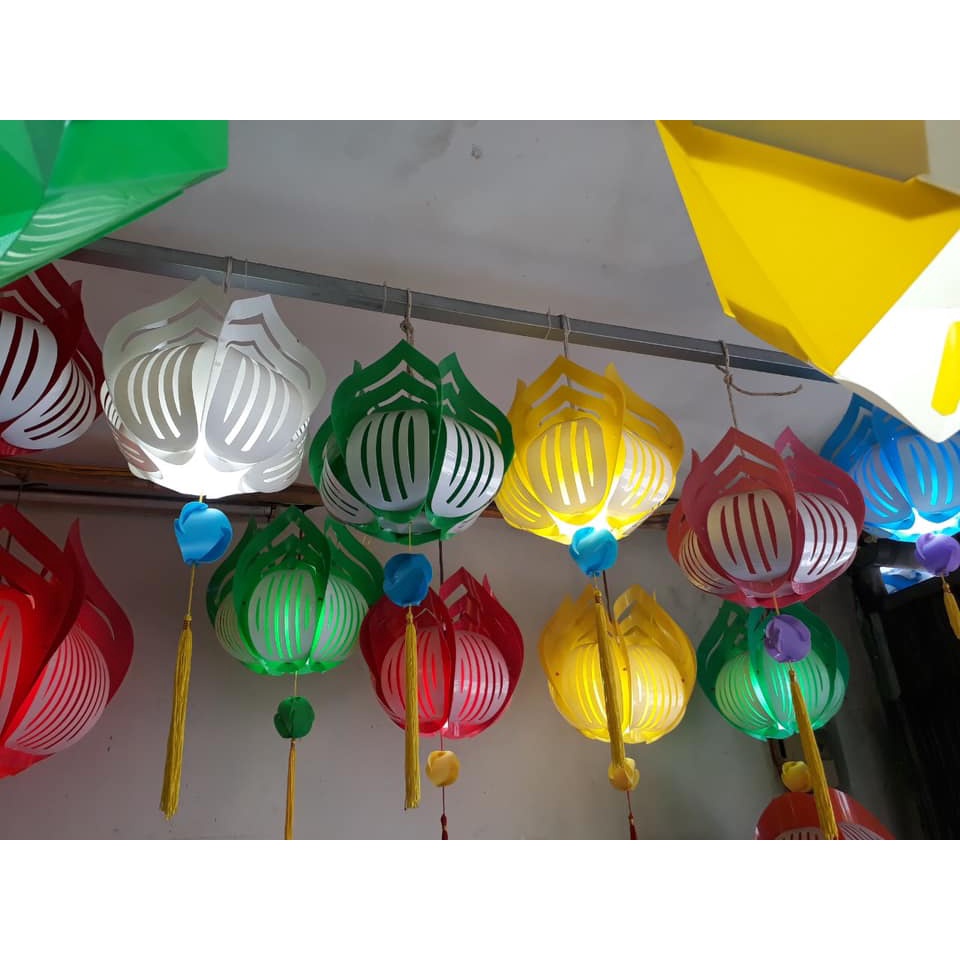 SET 5 Đèn lồng nhựa hoa sen xuyên sáng trang trí quán cafe, sân vườn, chùa, đường phố