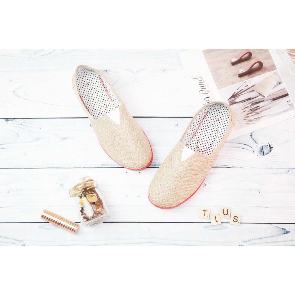 GIÀY SLIP ON VẢI BỐ NÂU | BigBuy360 - bigbuy360.vn