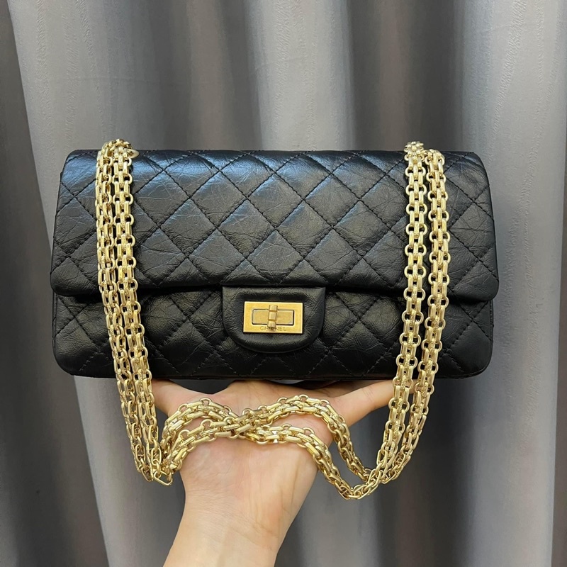 Túi Cha-nel màu đen