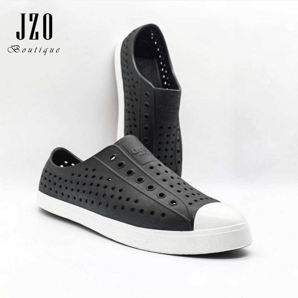 Giày nhựa lỗ nam nữ đi mưa đi biển Urban D2001 siêu nhẹ, chống nước, giá tốt - Màu Đen đế trắng