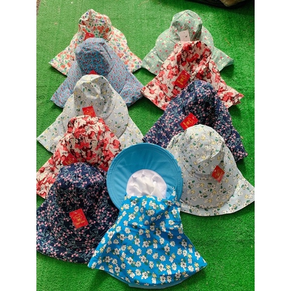 Nón khẩu trang dán và kéo