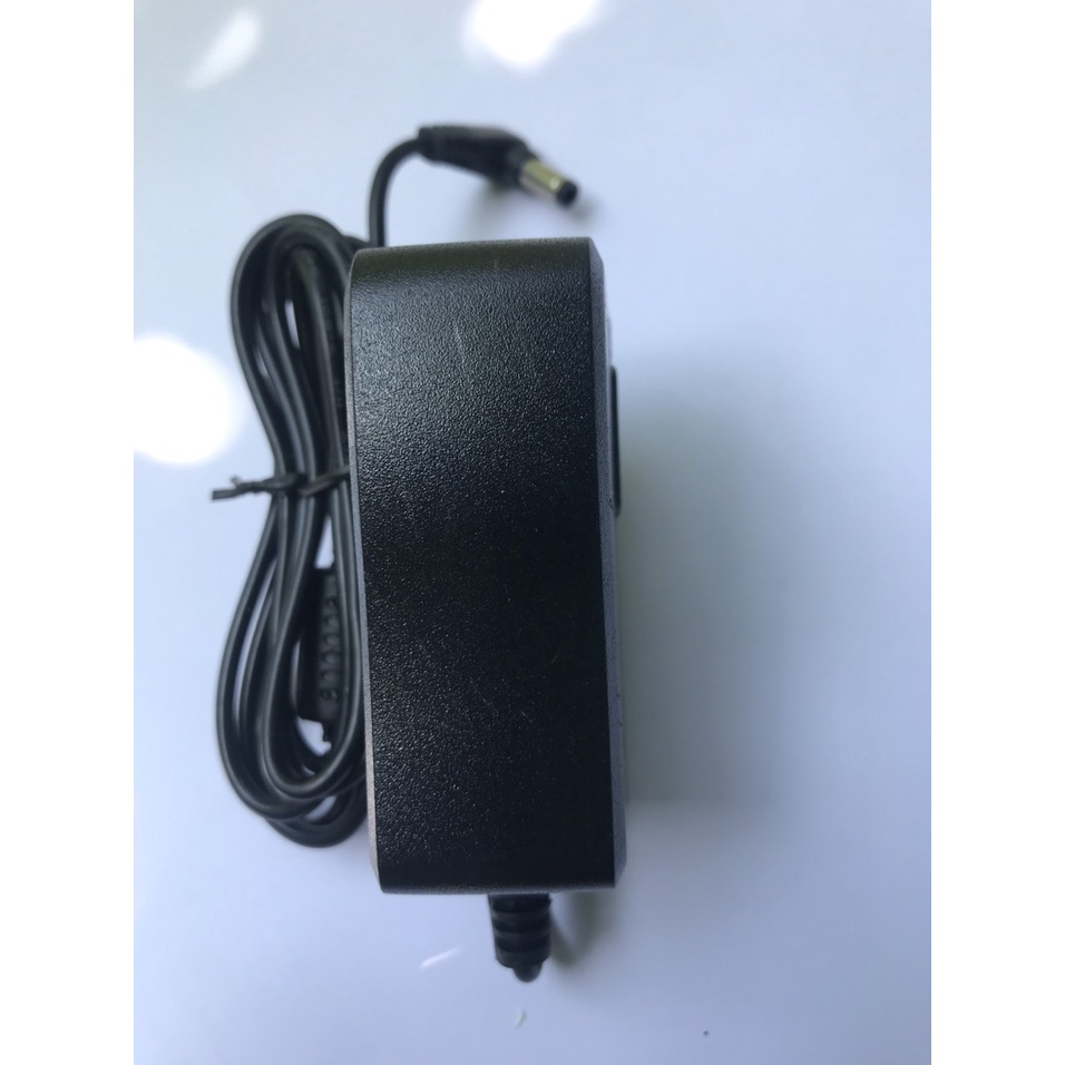 Adapter nguồn 9V 2.5A cho máy cà thẻ tín dụng