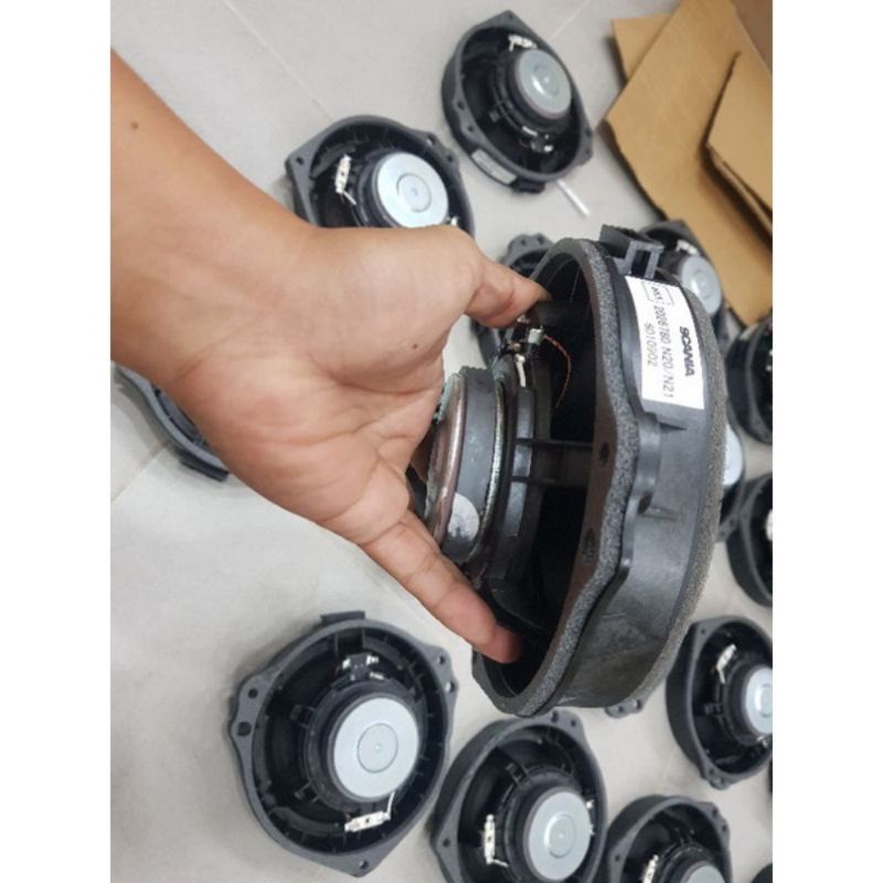 1cặp=2 cái loa cánh SCANIA.zize 16cm.dùng cho hệ thống âm thanh xe ôtô