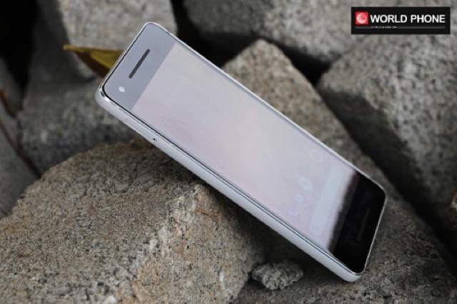 Điện thoại Google Pixel 2 còn mới 99% nguyên bản chính hãng kèm phụ kiện zin, chip 835 ram 4G | BigBuy360 - bigbuy360.vn