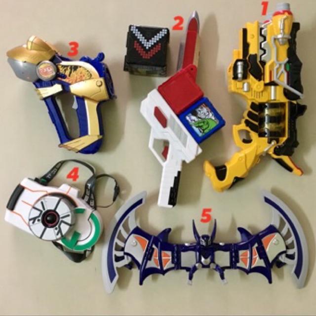 Đồ chơi Super Sentai