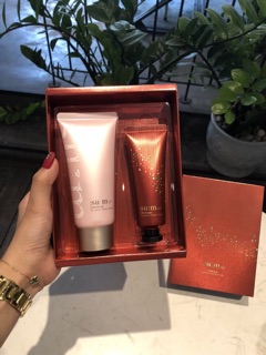 Set kem dưỡng da tay móng và gót chân su:m 37