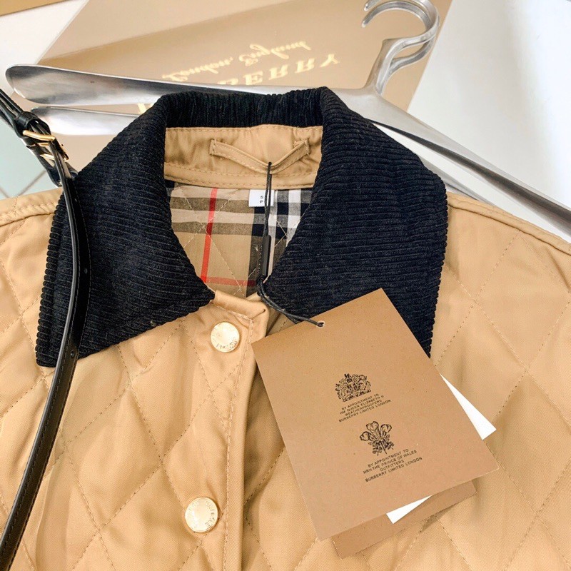 Áo khoác Burb3rry corduroy collar diamond quilted jacket fw20