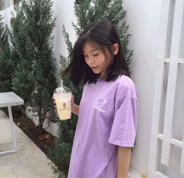 Áo thun unisex into the love space
