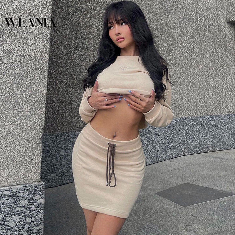 Set Đồ Thu Đông 2 Món Gồm Áo Sweater Tay Dài Dáng Rộng + Váy Cột Dây Ôm Dáng