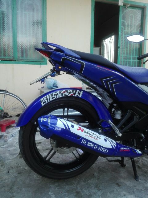 Dè 67 chắn bùn cho ext150 và winner