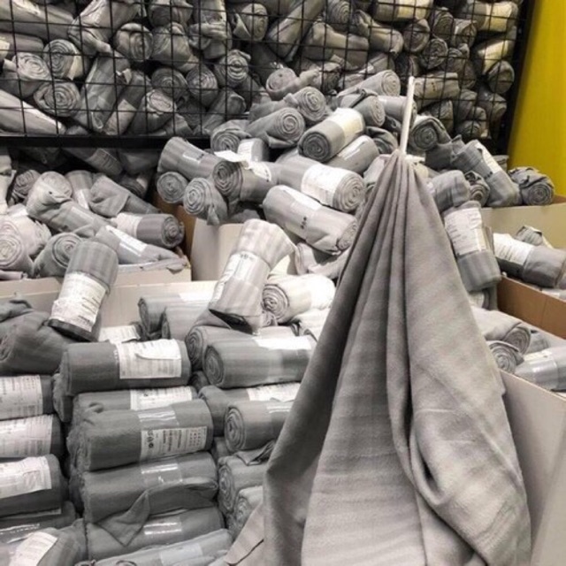 Chăn Nỉ Kẻ IKEA