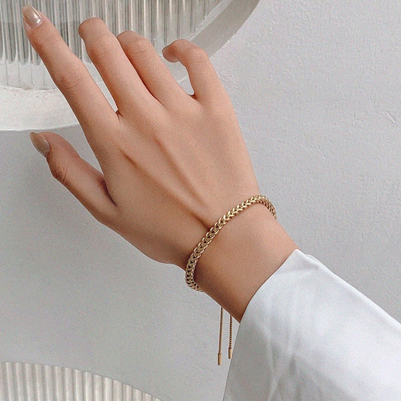 Vòng tay nữ titan dây rút mạ vàng 18K Phụ kiện thời trang Hàn Quốc