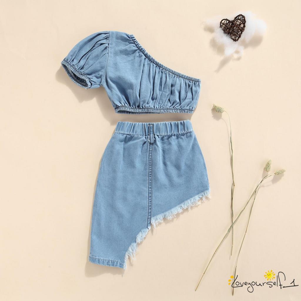 Set trang phục áo denim trễ vai tay ngắn + chân váy vạt lệch màu sắc thời trang cho bé gái