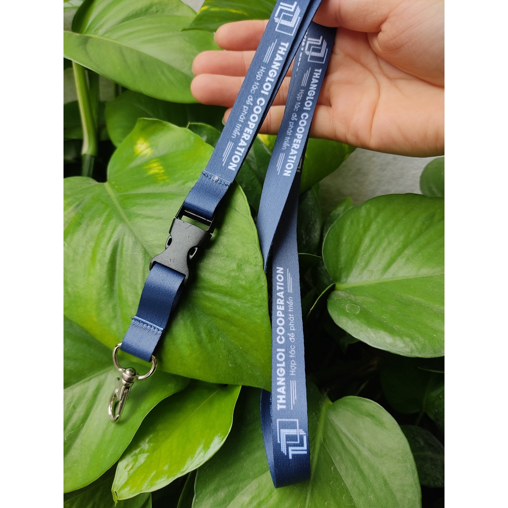 Làm dây đeo thẻ nhân viên cho công ty, học sinh, sinh viên theo yêu cầu tại Hà Nội