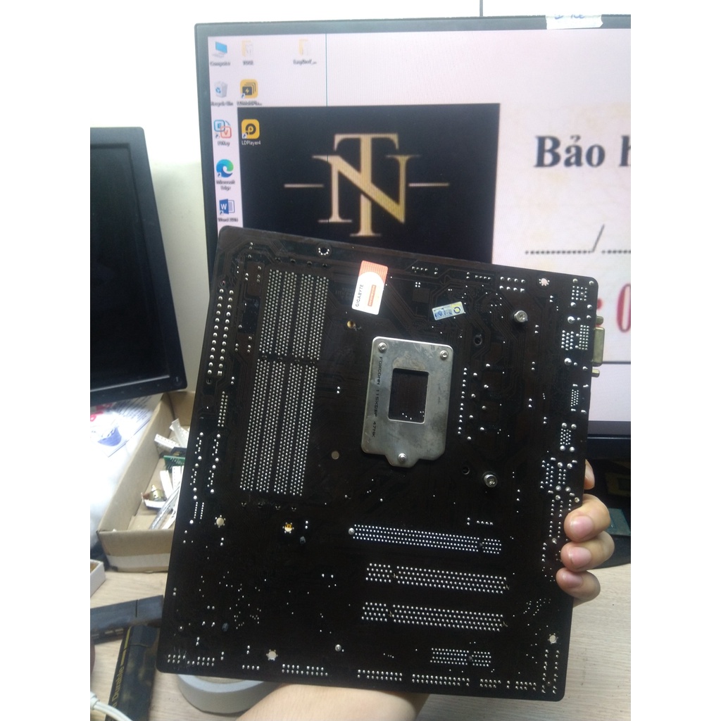 Main GiGabByte B85M 4 khe Ram zin.Main chính hãng bóc máy văn phòng, quán net