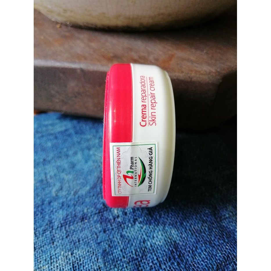 Kem dưỡng ẩm, giảm khô ngứa Instituto Espanol Urea 10% Skin Repair Cream 50ml dành cho da chàm, vảy nến, viêm da cơ địa