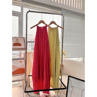ĐẦM MAXI XỐP CỔ YẾM
