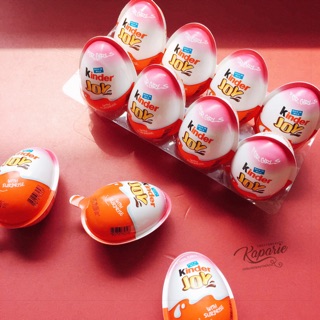 Trứng Kinder Joy
