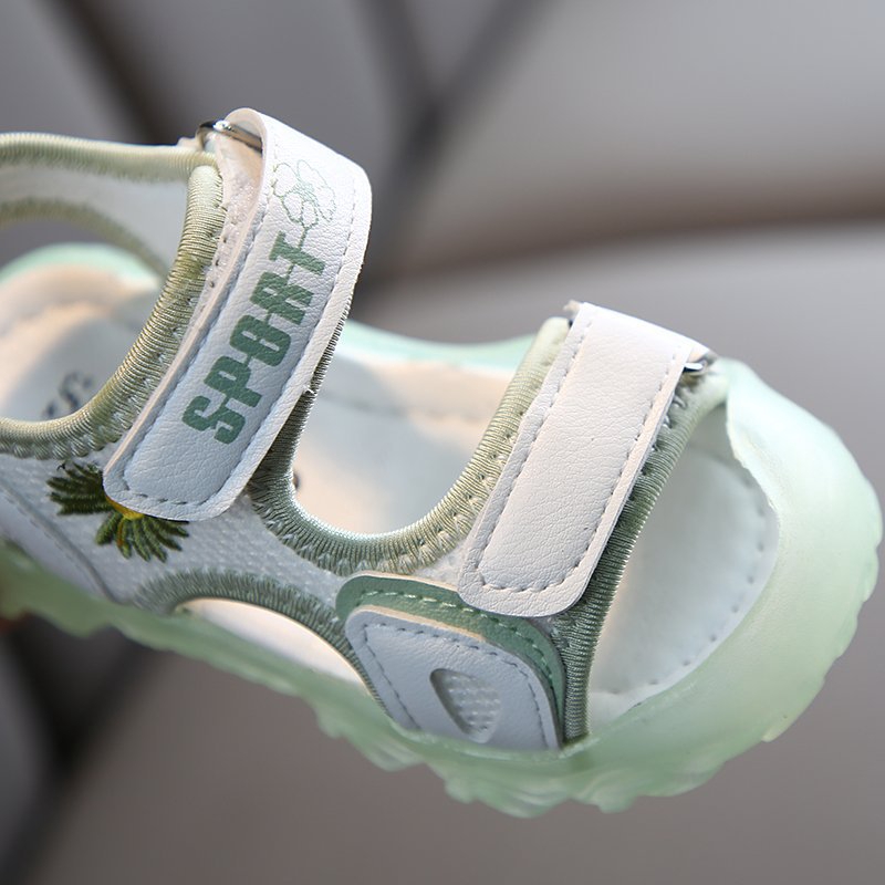 Giày sandal phối lưới đế mềm có đèn LED họa tiết hoa dễ thương cho bé gái