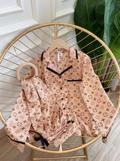 Bộ pyjama lụa satin LV