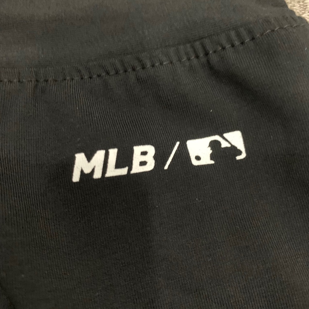 Quần Legging Dài Màu Đen Chất Thun Tập Co Giãn Mịn Mát