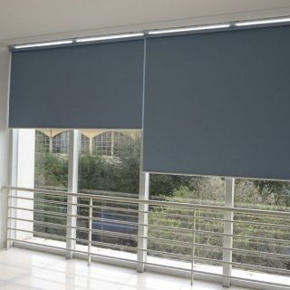 Rèm cuốn trơn cao cấp cản sáng 100%