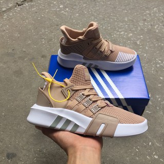 giày thể thao eqt hồng đất