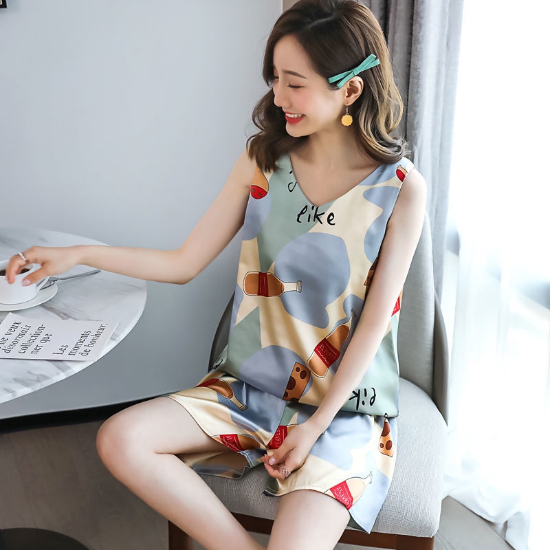Set Đồ Ngủ Bằng Lụa Xinh Xắn Dành Cho Nữ
