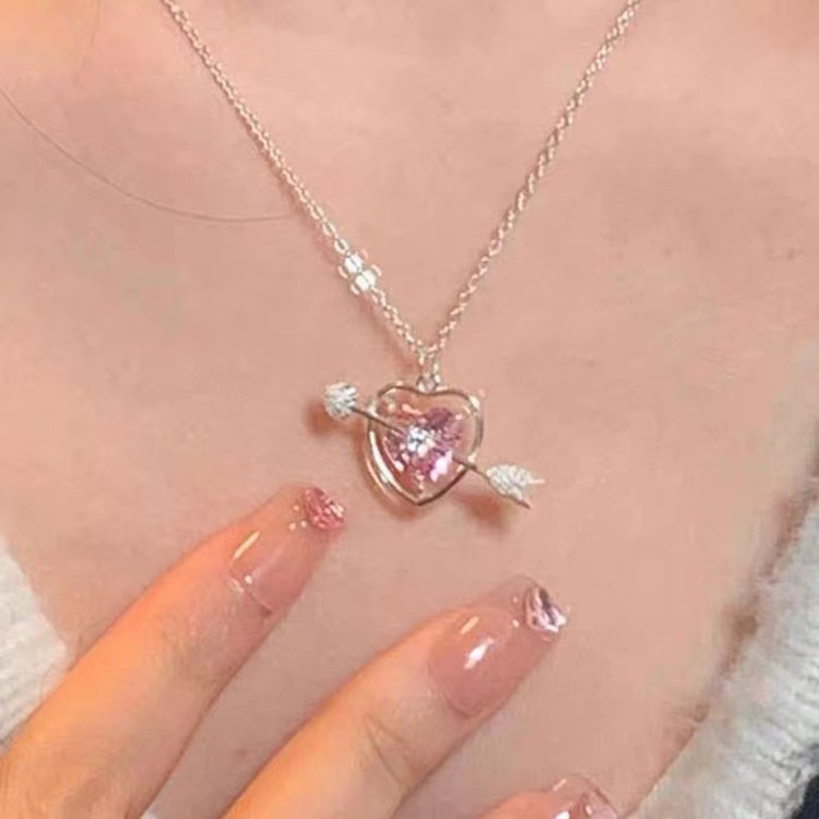 Dây Chuyền Mặt Trái Tim Và Mũi Tên Trong Suốt Sang Trọng