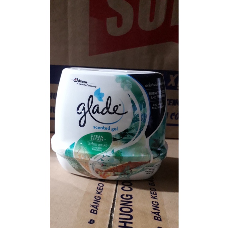 Sáp thơm khử mùi Glade 180g