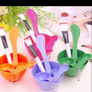 Bộ Đồ Đắp Mặt Nạ Trang Điểm
