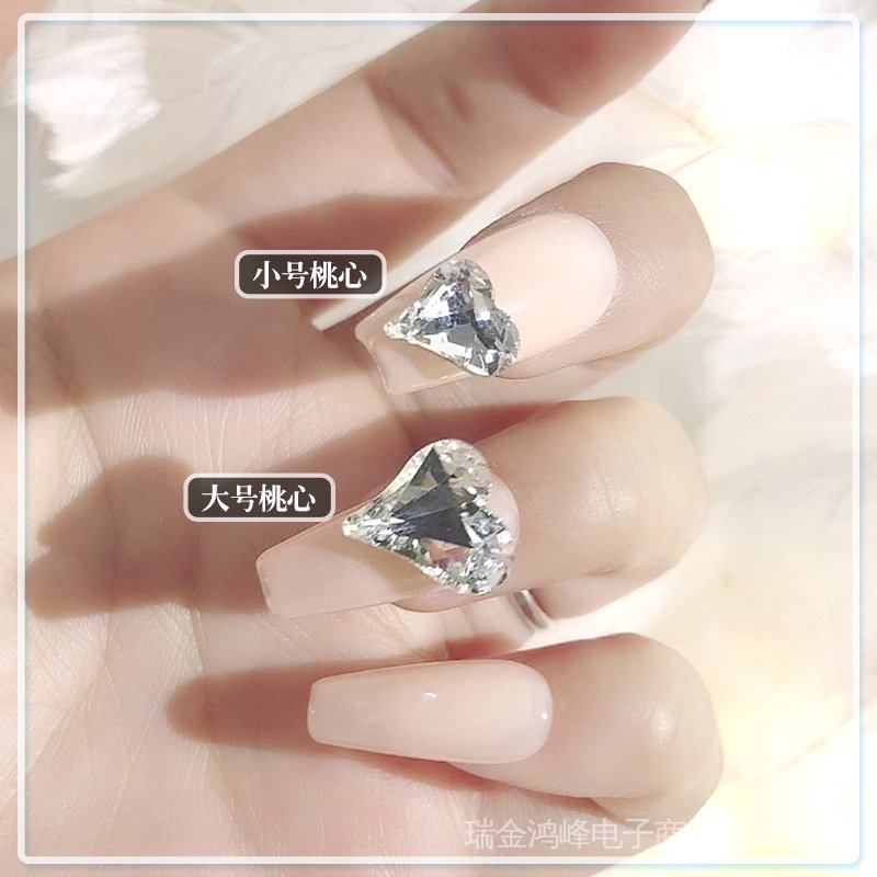 Phụ Kiện Trang Trí Móng Tay Hình Trái Tim Dễ Thương Bắt Mắt