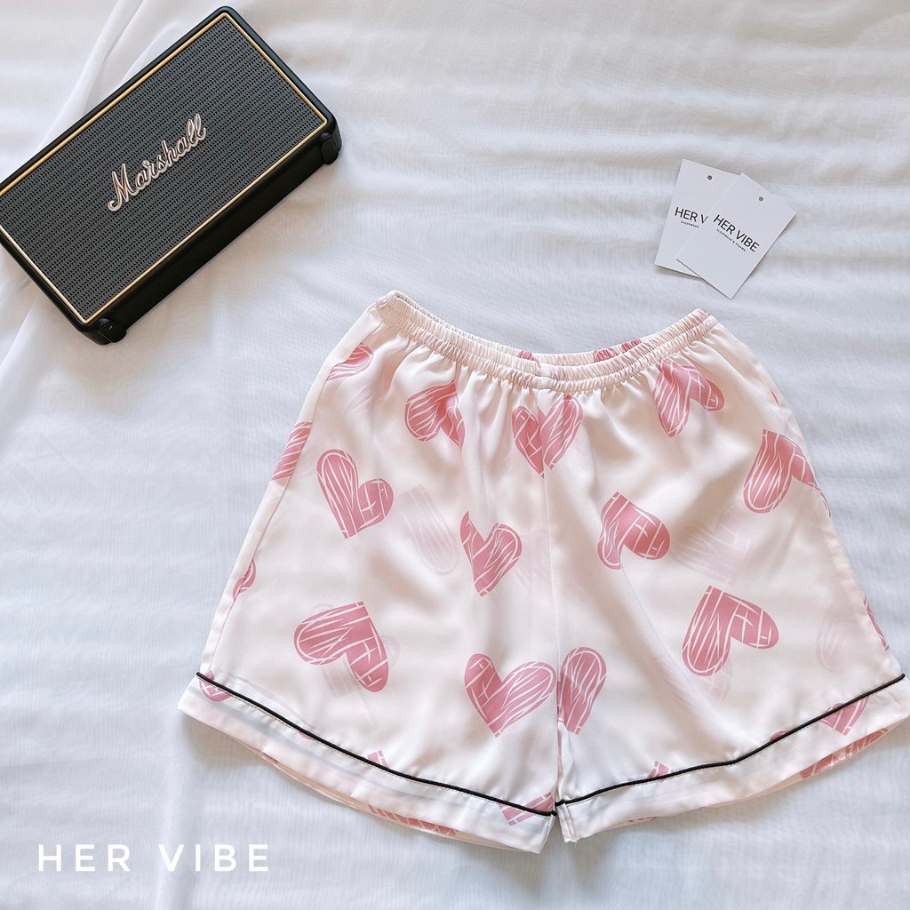 Bộ đồ pijama bộ ngủ nữ lụa đẹp set pyjama lụa nữ áo cộc quần ngắn siêu mát mềm trái tim hồng, bò sữa, da báo | BigBuy360 - bigbuy360.vn