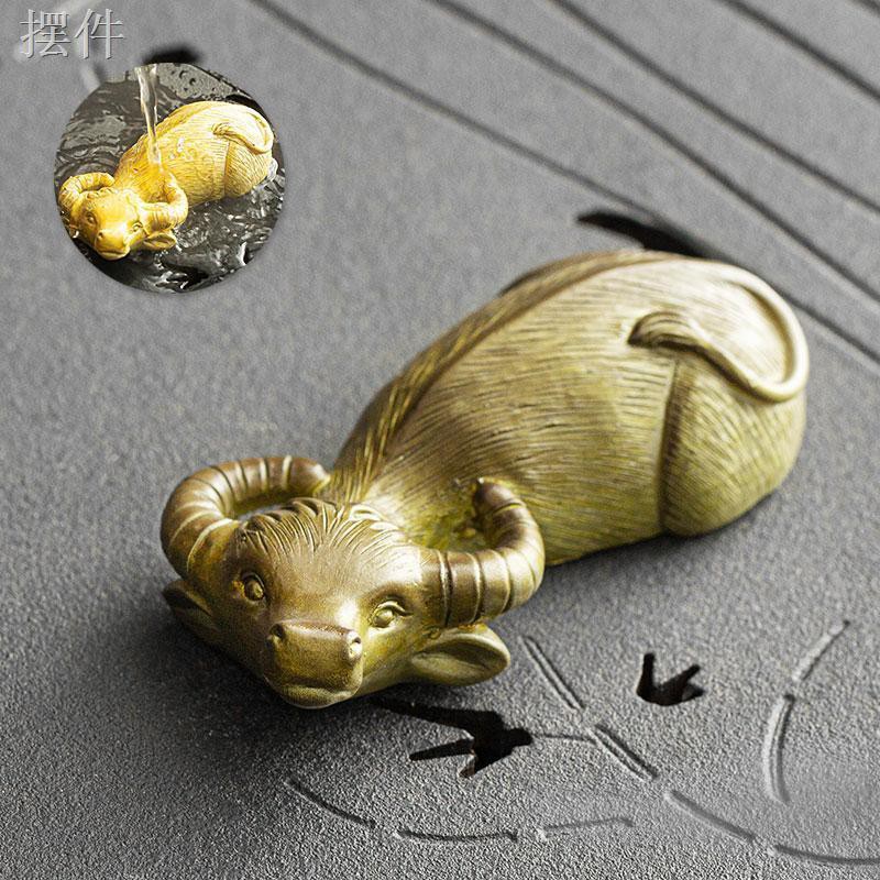 RCửa hàng trang trí thú cưng trà đổi màu Cóc vàngy mắn có thể phun nước và dũng cảm sáng tạo phụ kiện bộ ấm khay bàn