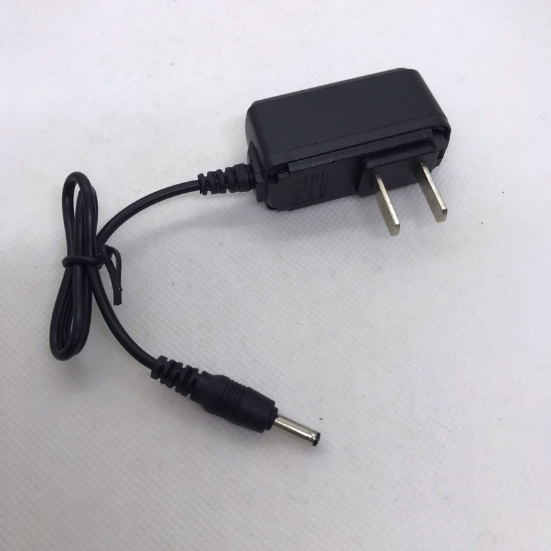 Cục Sạc Một Chân Nhỏ Adapter 4V2 chuyên dùng sạc Đèn Pin, đèn pin đội đầu, bóng đèn tích điện...
