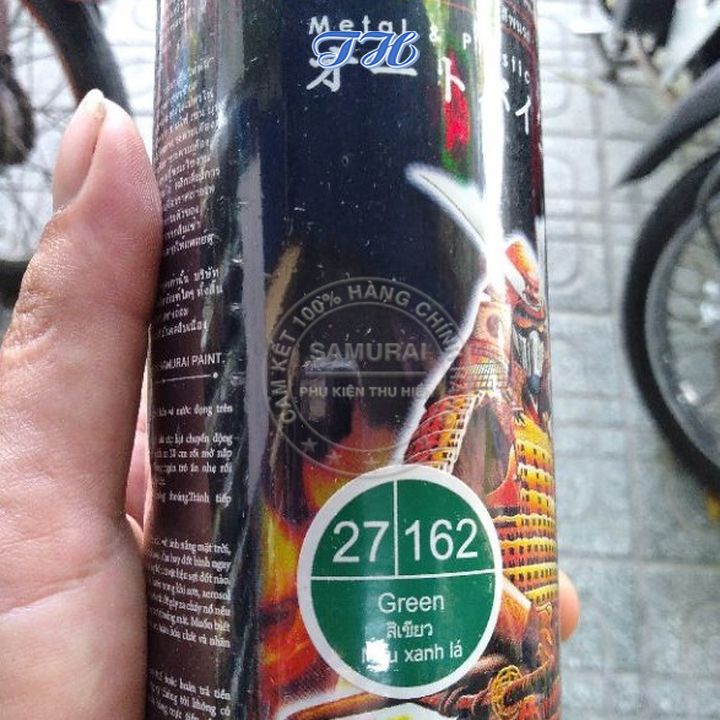 Sơn Xịt Samurai chuyên dùng cho xe máy màu xanh lá đậm 27/162 chống cháy, chống rạn nứt, vòi xịt chống chảy