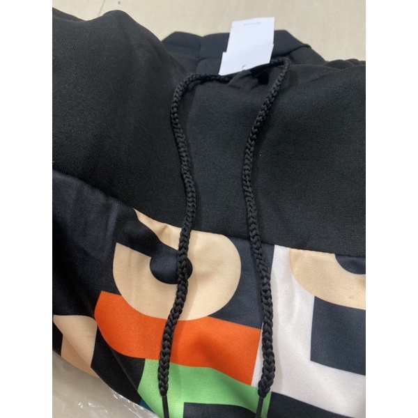 Áo hoodie nữ form rộng hottrend 2021 làm từ chất nỉ,có lớp bông trần bên trong ấm áp,dễ phối kết hợp đồ lắm ce nhé ! | BigBuy360 - bigbuy360.vn