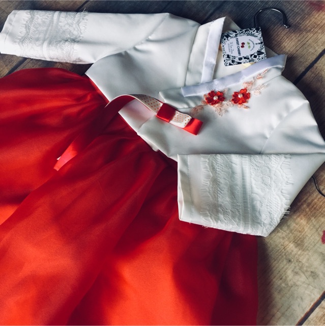 Hanbok cho bé