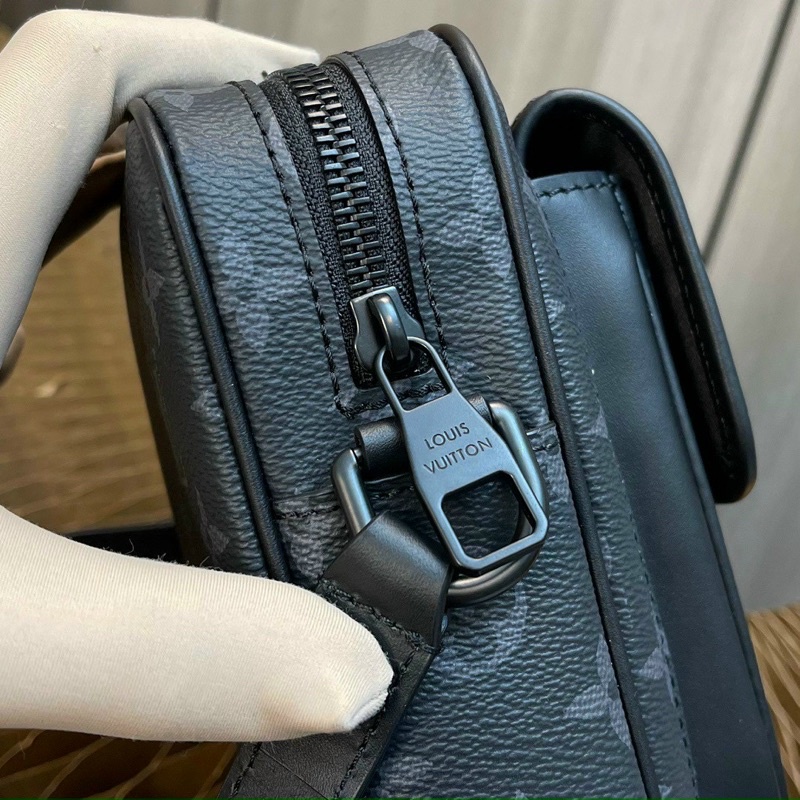 Túi đeo chéo LV thời trang cao cấp