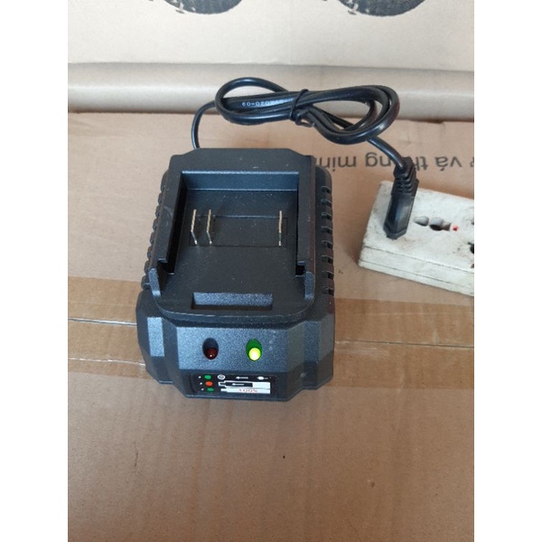 Đế sạc 21v cho máy khoan pin, máy siết bulong dùng pin 21v, 24v, 26v, 26v,72v..98v.99v.