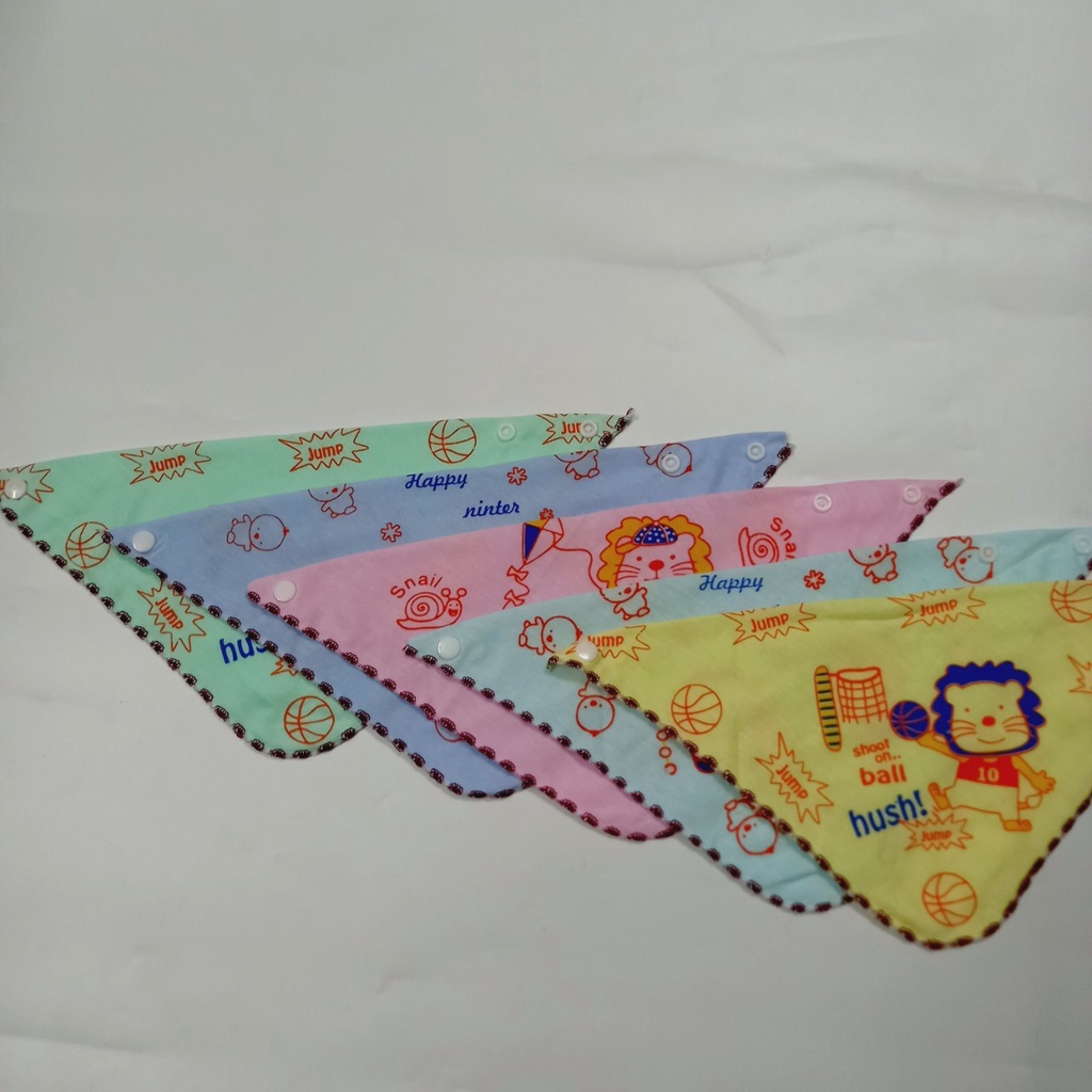 Khăn yếm cúc bấm