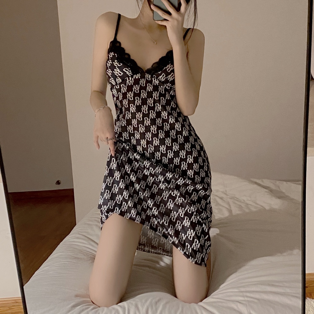 Đầm Ngủ Hai Dây Vải Lụa Mát Mỏng Phối Ren Có Đệm Ngực Dễ Thương Thời Trang Mùa Hè Cho Bạn Gái