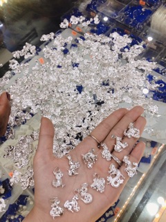 Mặt 12 con giáp chuẩn bạc ta cho bé